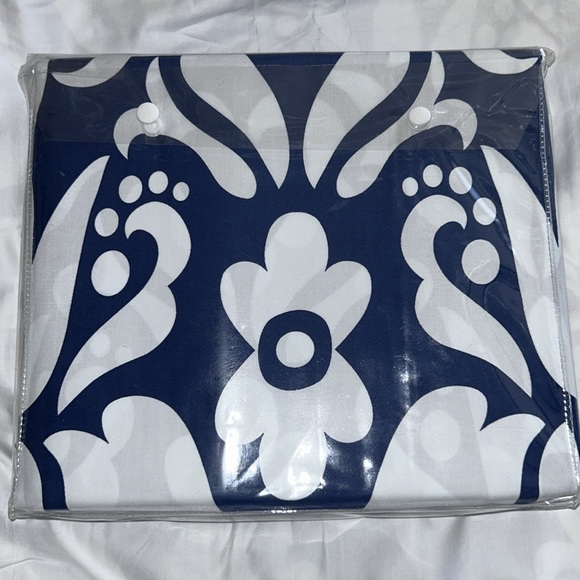 NEW Crane & Canopy Duvet Cover - Picture 2 of 8